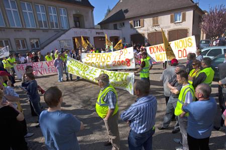 Marche de protestation en Alsace demandant une accélération de la liquidation judiciaire de la maison de négoce Pierre Sparr. © J. KAUFFMAN