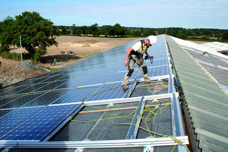 Photovoltaïque : les députés fustigent le manque de transparence de la filière. Photo : S. Champion