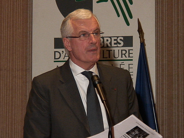 Redistribution des aides: l'intervention du ministre l'Agriculture, Michel Barnier, lors de la session des chambres d'agriculture
